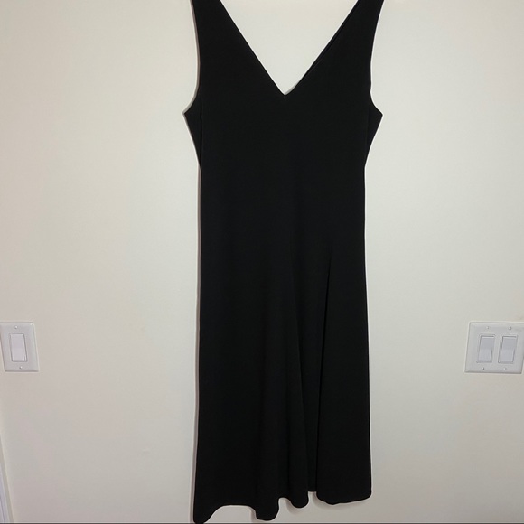 Theory Tadayon B Elevate Crepe Black Midi Dress - Picture 5 of 10